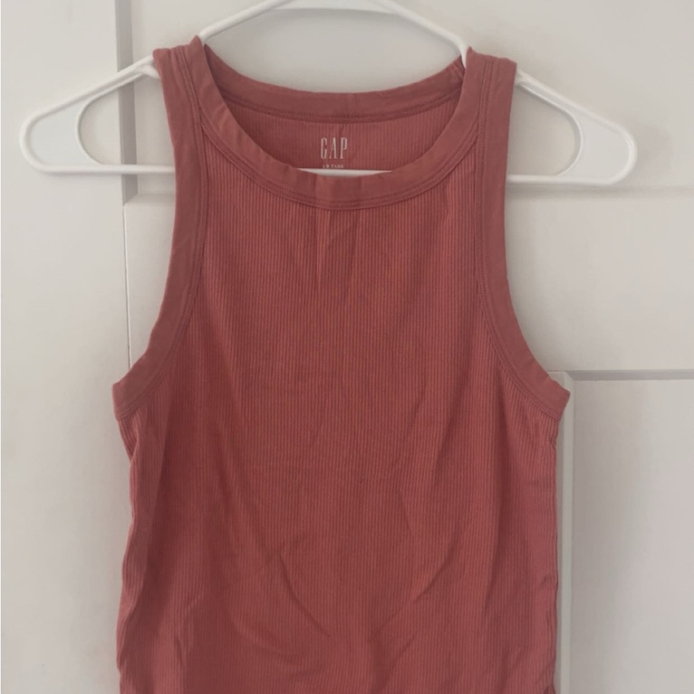GAP Women's Coral Tank Top